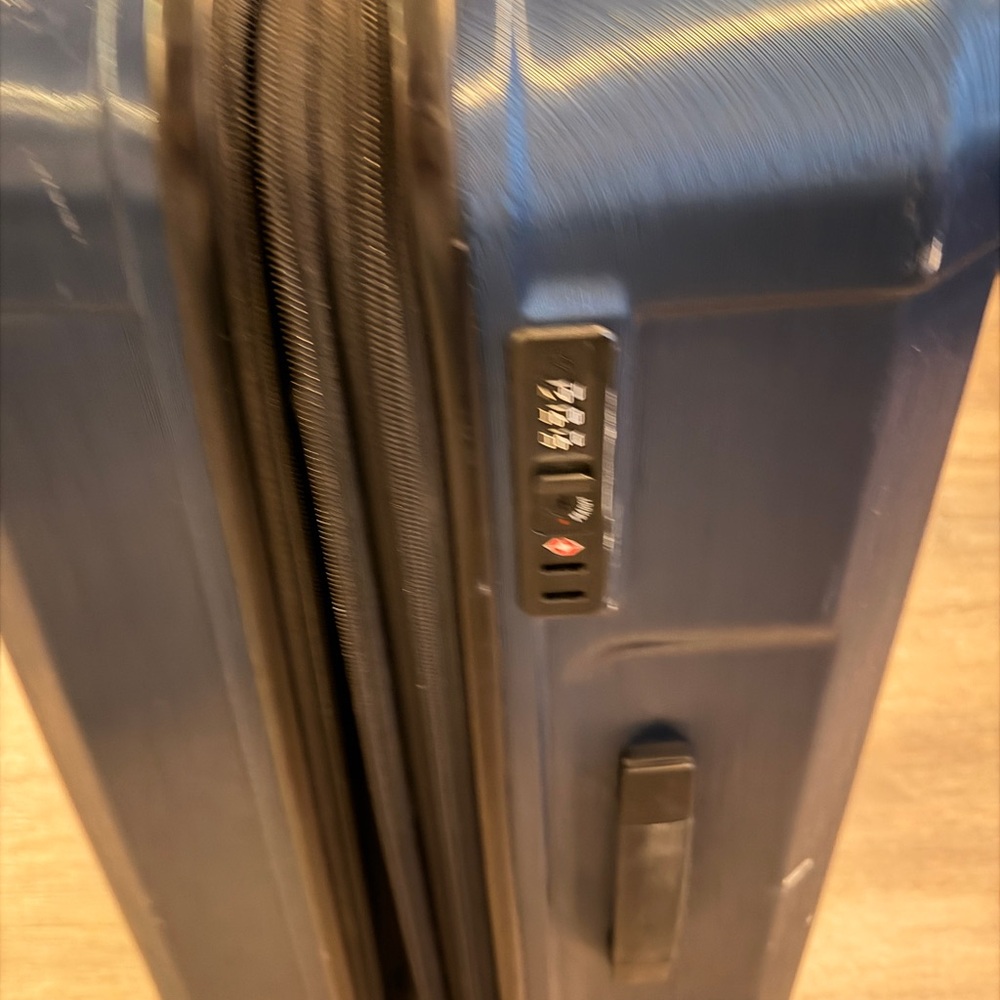 Samsonite Navy Spinner Suitcase - Picture 4 of 4